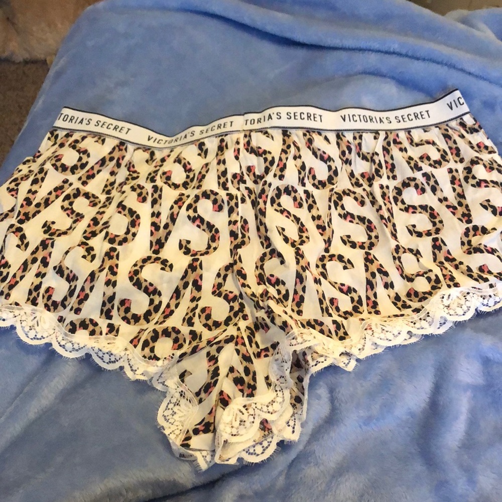 Sleep shorts